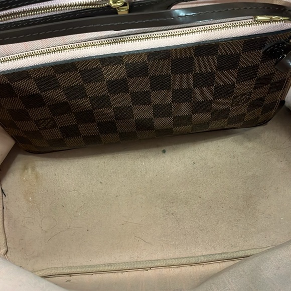 Used Neverfull Louis Vuitton Bag - Picture 5 of 13